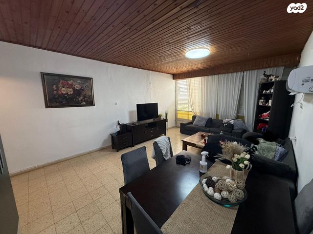 דירה, קרן היסוד, מרכז העיר, סביניה, הוותיקה, קרית ביאליק