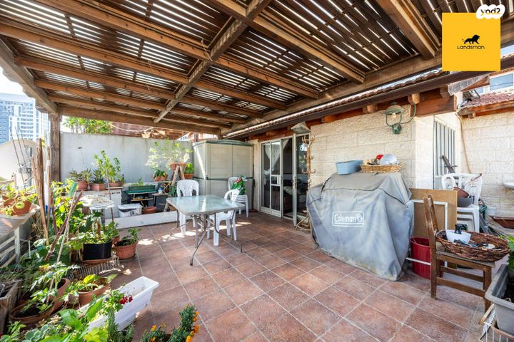 דירה, חיים סירני, קרית היובל, ירושלים