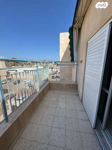 דירה, עולי הגרדום, גולדה, אשקלון