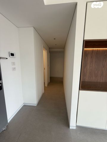 דירה, ארלוזורוב, הגבול רוטשילד, בת ים