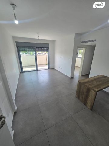 דירה, נס הרים, קרית שלום, תל אביב יפו