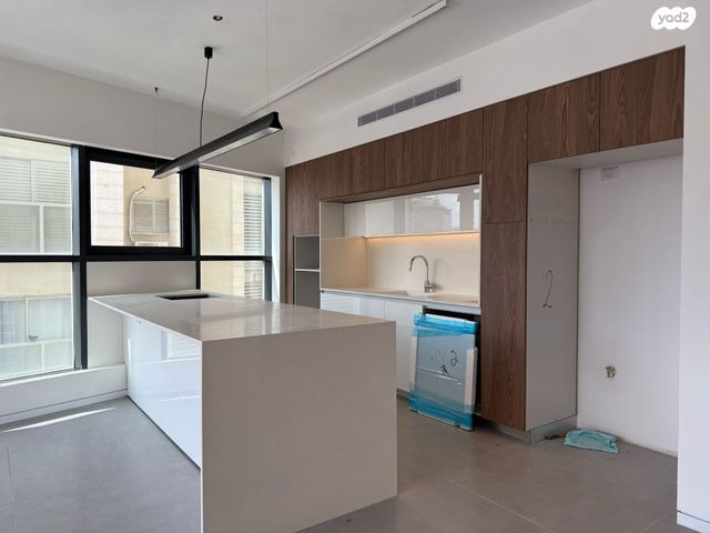 דירה, ארלוזורוב, רוטשילד עצמאות, בת ים