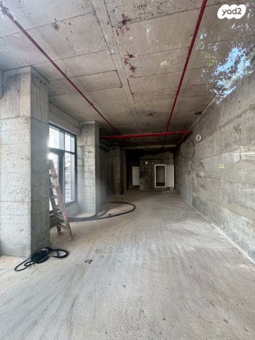 חנויות/ שטח מסחרי, הרצל, א' / צפון מזרח העיר, רחובות