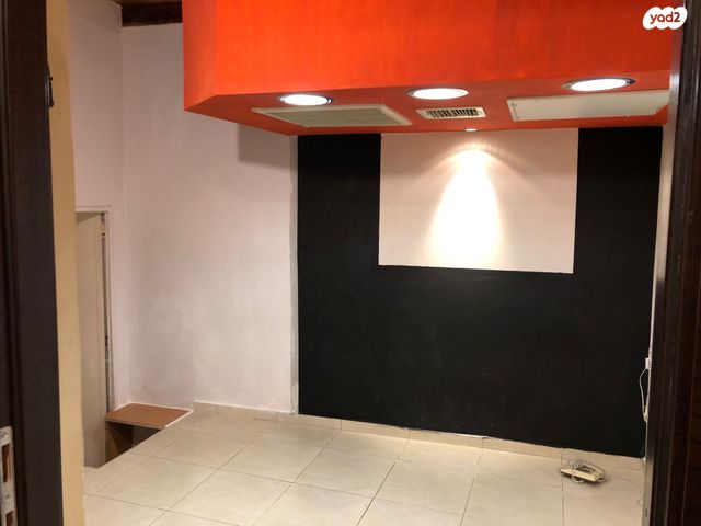 חנויות/ שטח מסחרי, רוקח, שכונת גפן, רמת גן