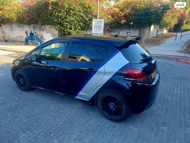 מודעת רכב פיג'ו 208