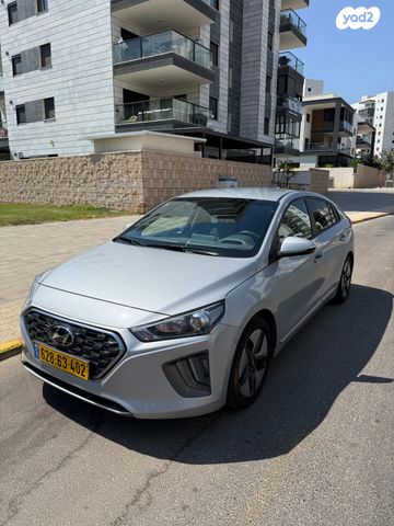 איוניק Premium FL היברידי אוט׳ 1.6 (141 כ״ס)