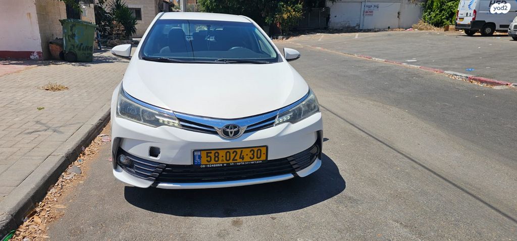מודעת רכב טויוטה קורולה