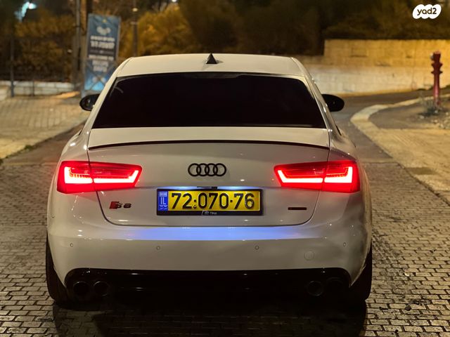A6 4X2 Luxury אוט׳ בנזין 5 מק 2.0 (180 כ״ס)