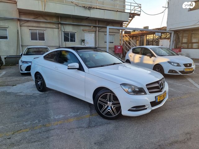 C-class C 180 אוט׳ סדאן 1.6 (156 כ״ס)