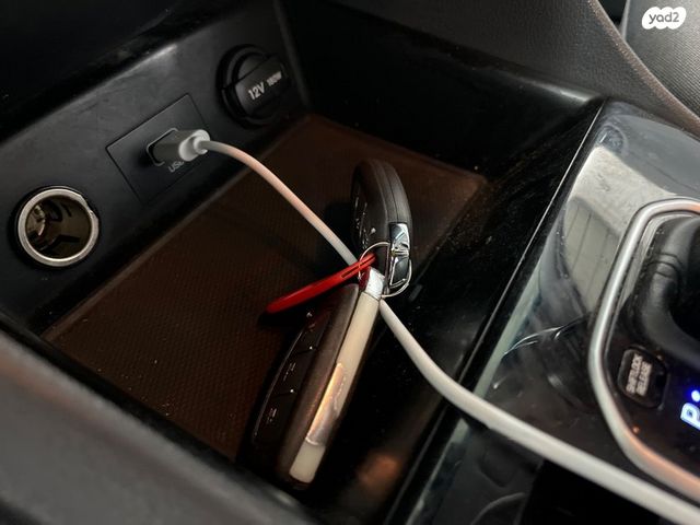 יונדאי איוניק