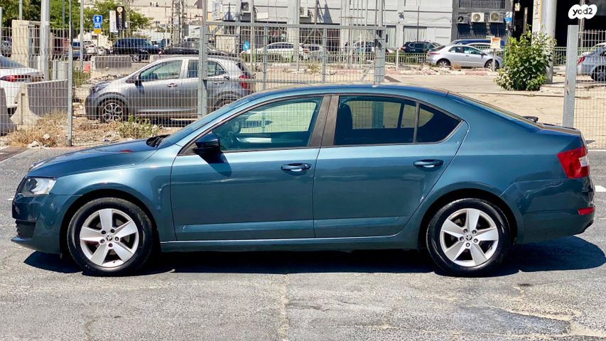 סקודה אוקטביה