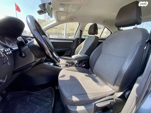 סקודה אוקטביה