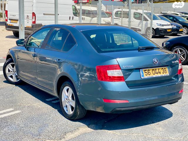 סקודה אוקטביה