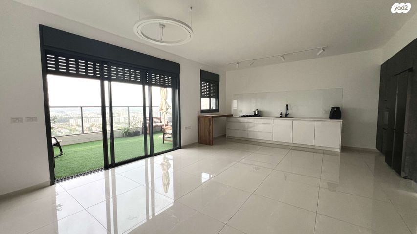 גג/ פנטהאוז, דרך הים 20, גני תקווה צפון, גני תקווה