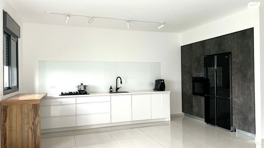 גג/ פנטהאוז, דרך הים 20, גני תקווה צפון, גני תקווה