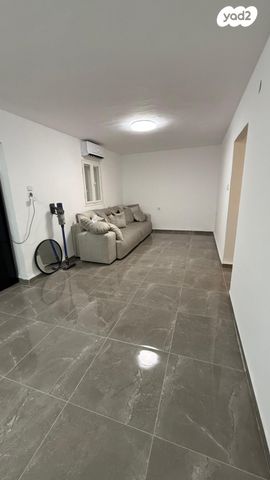 שדרות הרברט ליהמן 12