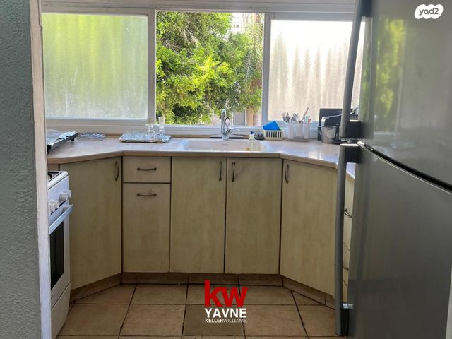 דירה, החבצלת, נאות אשכול, יבנה