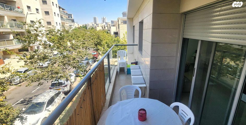 דירה, נחליאלי, הציפורים, מודיעין מכבים רעות