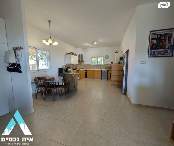 דו משפחתי, קציר