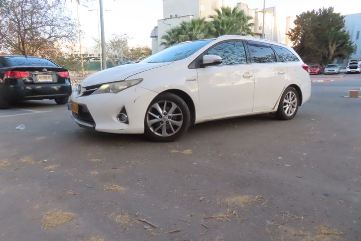 טויוטה אוריס