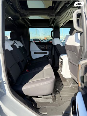 ג'י.אם.סי האמר EV