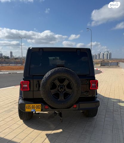 מודעת רכב ג'יפ רנגלר