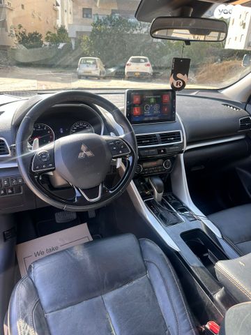 מיצובישי אקליפס קרוס