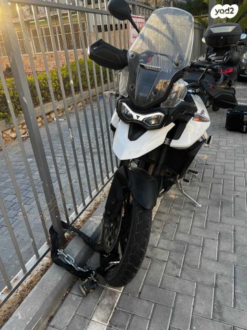 טריומף Tiger 900