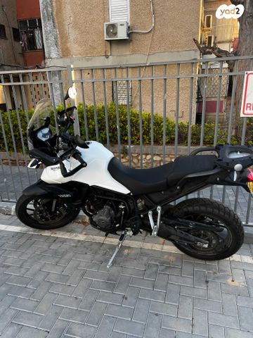 טריומף Tiger 900