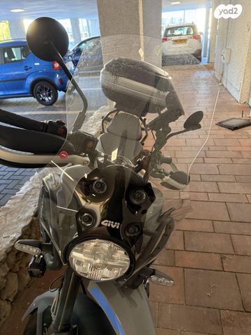 feedItemObj.data.row_1