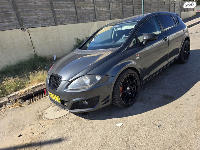 מודעת רכב סיאט לאון