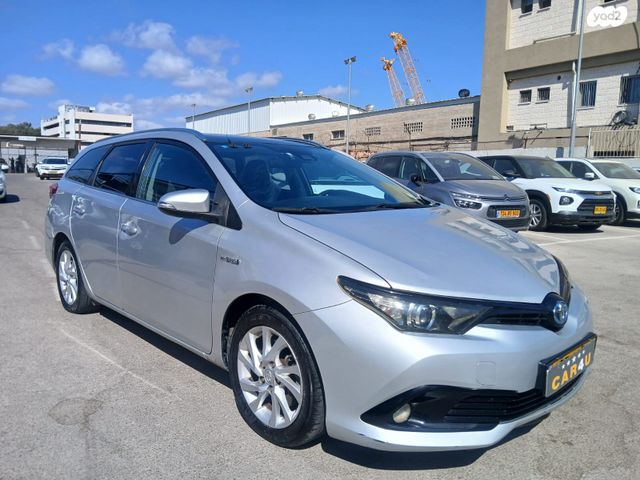 מודעת רכב טויוטה אוריס