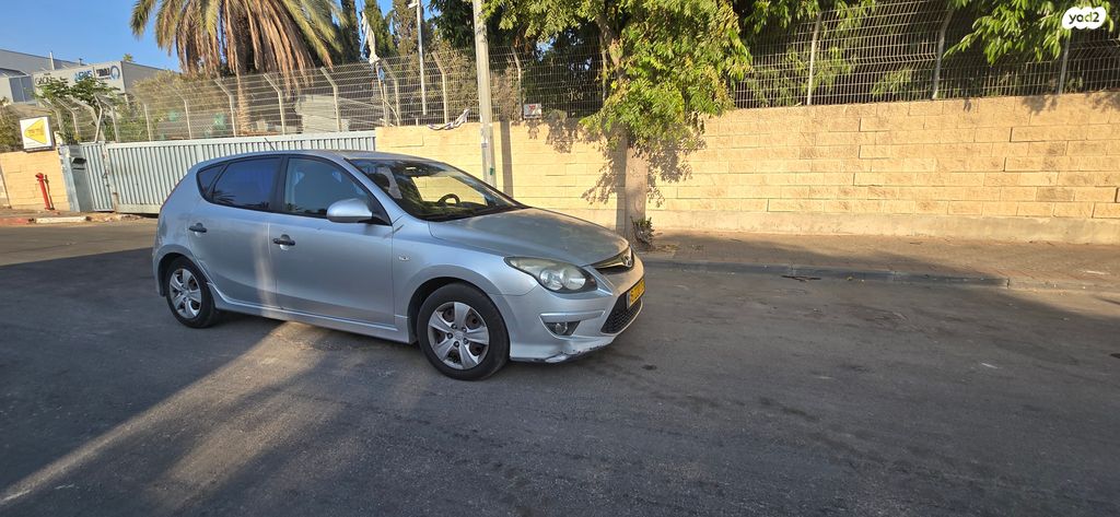יונדאי i30