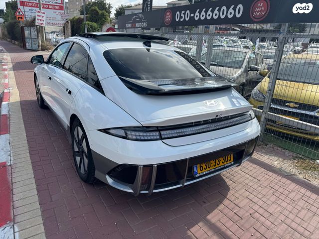 יונדאי איוניק 6