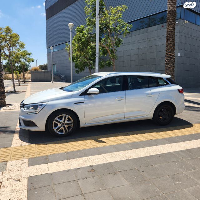 מודעת רכב רנו מגאן