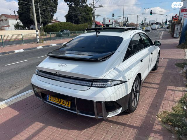 יונדאי איוניק 6