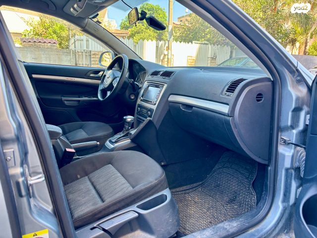 סקודה אוקטביה