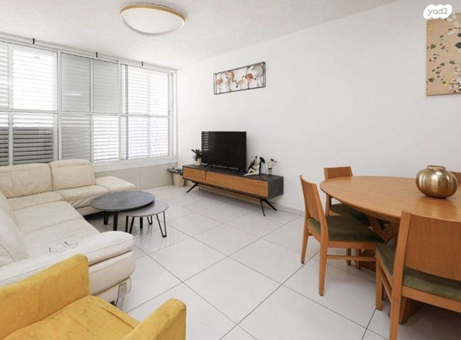 חביבה רייק 8