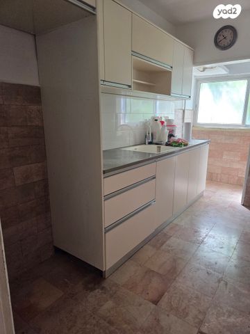 דירה, קרן היסוד 6, שיכון ב', קרית שמונה