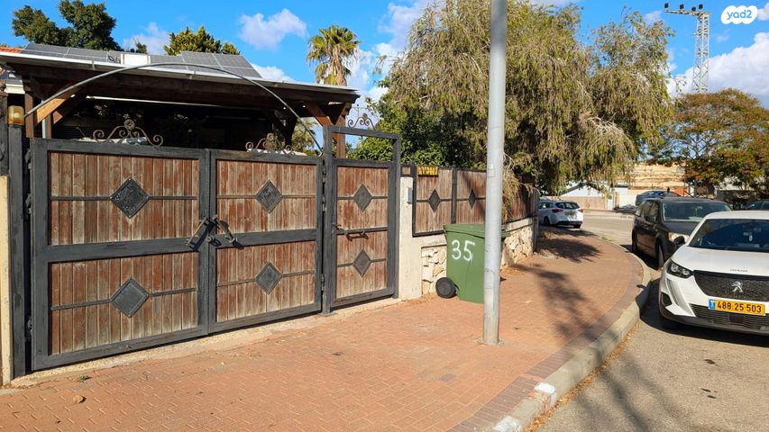 בית פרטי/ קוטג', הארז 35, קציר, קציר