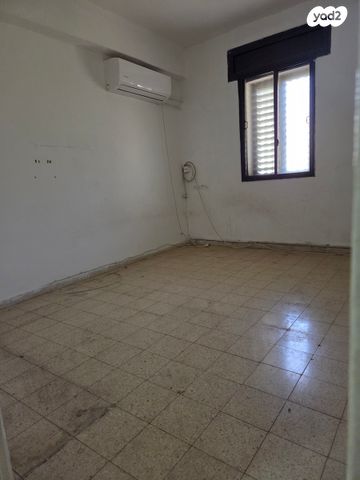 דירה, קרן היסוד 6, שיכון ב', קרית שמונה