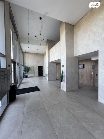 דירה, ש"י עגנון 15, נאות שמיר, יבנה