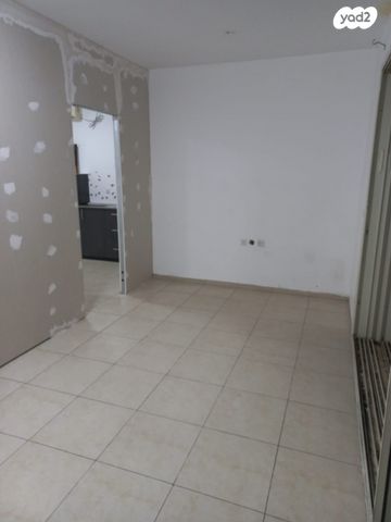 מחסן, המהרש"ל 14, אלעד, אלעד