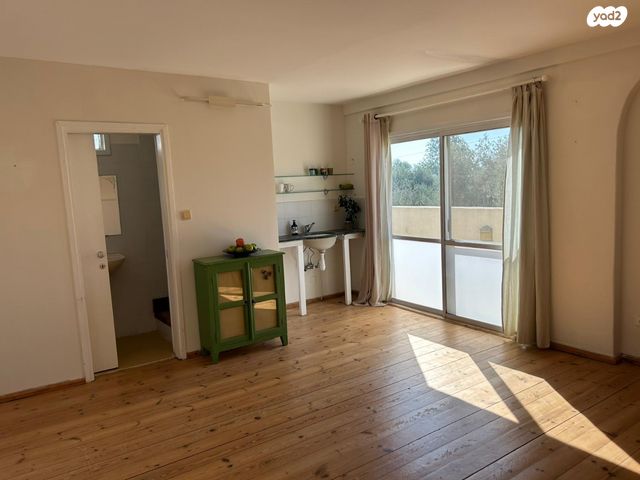 סטודיו, התאנה 564, בית אלעזרי, בית אלעזרי