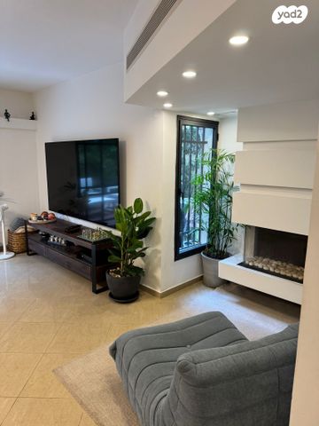 בית פרטי/ קוטג', פסמן צ'רלס, הרצליה הצעירה, הרצליה