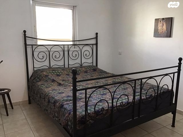 בית פרטי/ קוטג', יצחק שדה, מוצקין, כפר סבא