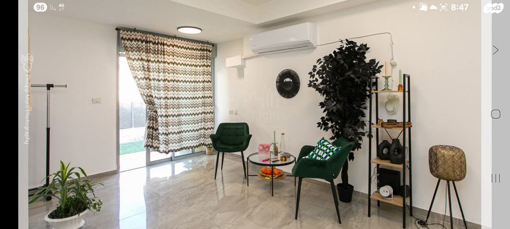 דירת גן, חרוב, כרמל מערבי, חיפה