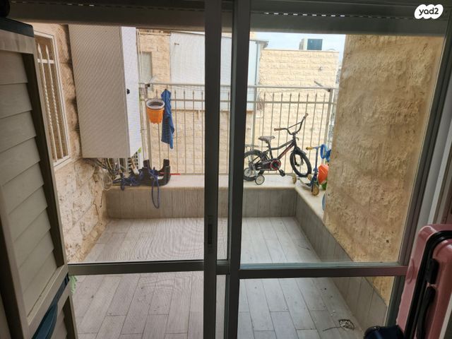 דירה, אדמונד פלג, נווה יעקב, ירושלים