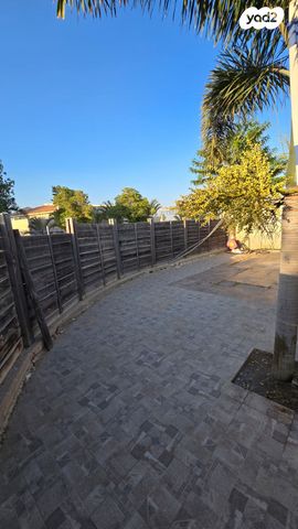 דו משפחתי, קרית ספר, שפירא, אופקים