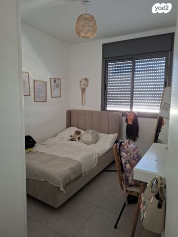 דירה, יצחק אבינו, אחיסמך, לוד